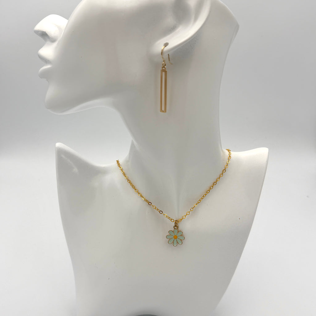 Leah Flower Necklace Mint